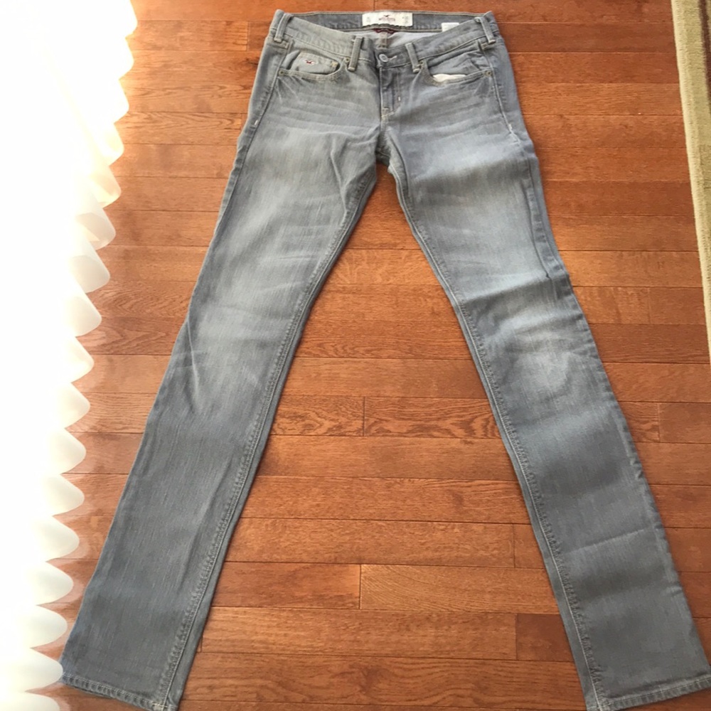 Hollister Gray Skinny Jeans!